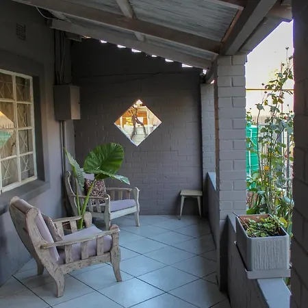 Edenville Guesthouse Lichtenburg Exterior photo