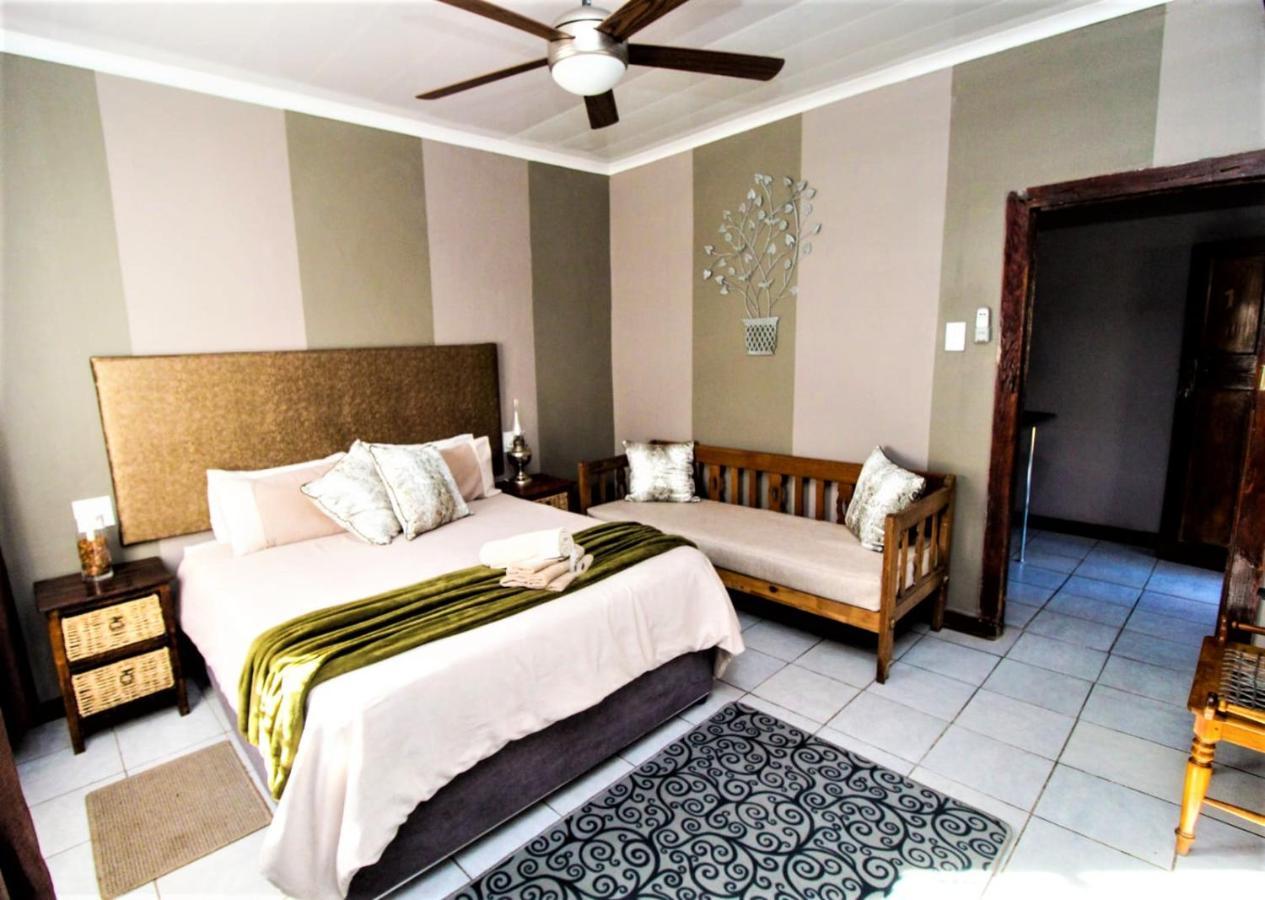 Edenville Guest house *