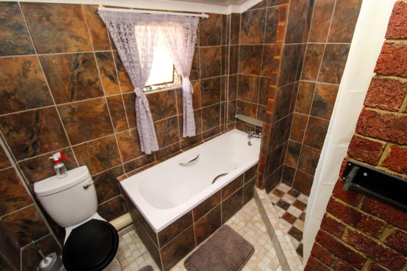 Guest house Edenville *